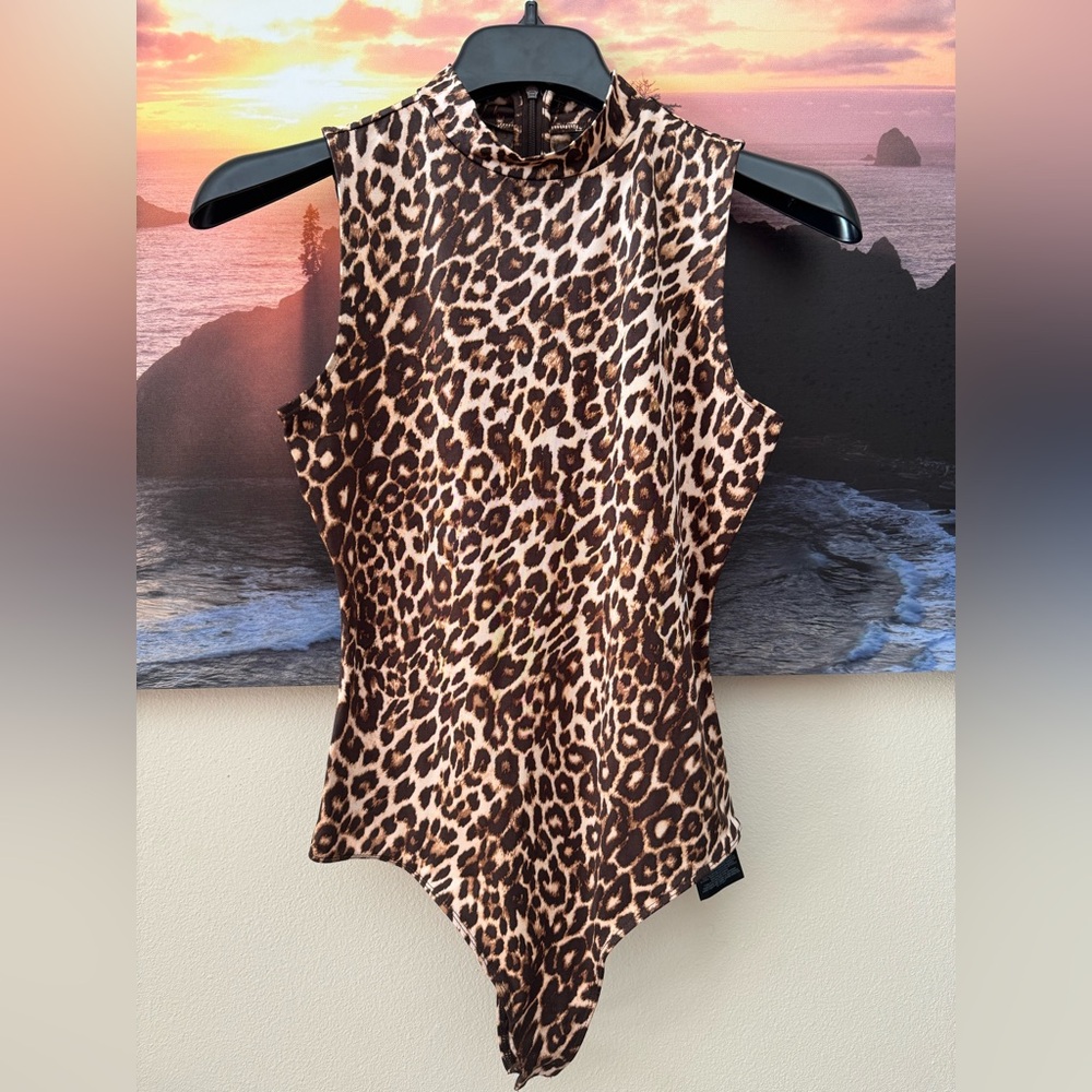 Guess/ Los Angeles/ Sleeveless Leopard Print Mock Neck Bodysuit/Brown/ S/ New